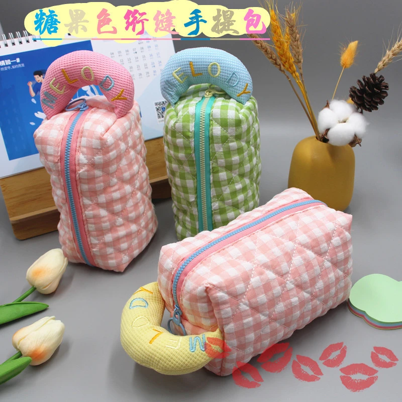 ins高颜值小清新韩风格子化妆包刺绣少女手提包化妆品收纳包女