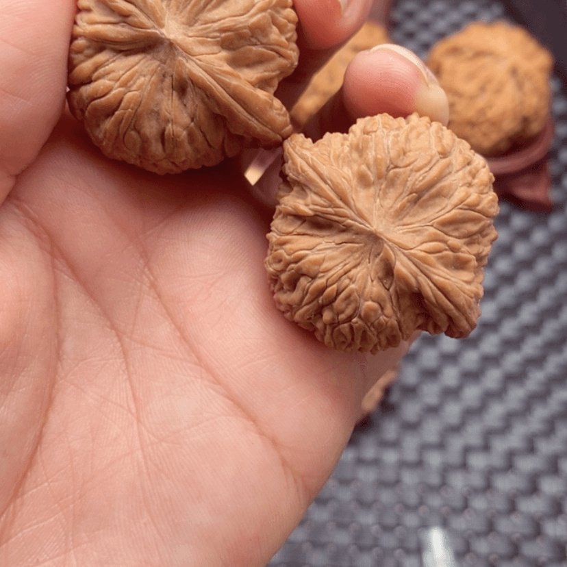 【闪购商品】文玩核桃吊坠22号38磨