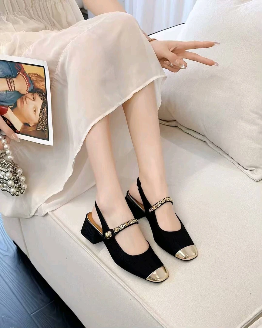 6065高级网红百搭新款玛丽珍包头凉鞋夏季法式中跟鞋粗跟罗马女鞋