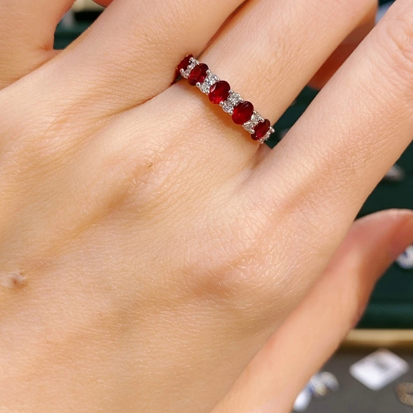 【闪购商品】红宝石戒指18K金镶嵌J*?