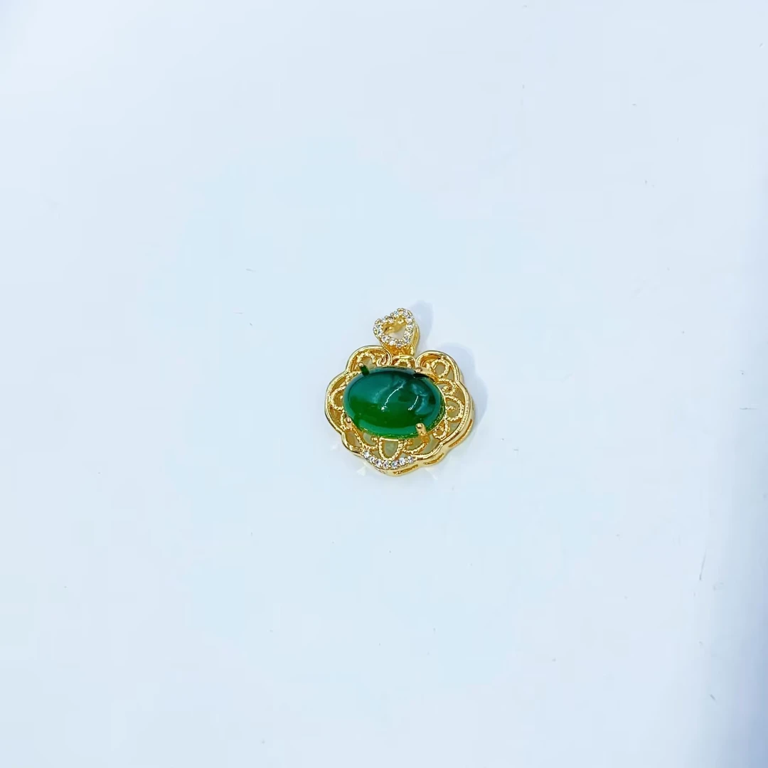 吊坠 1757 时尚精美镶嵌绿色如意吊坠多样性发货