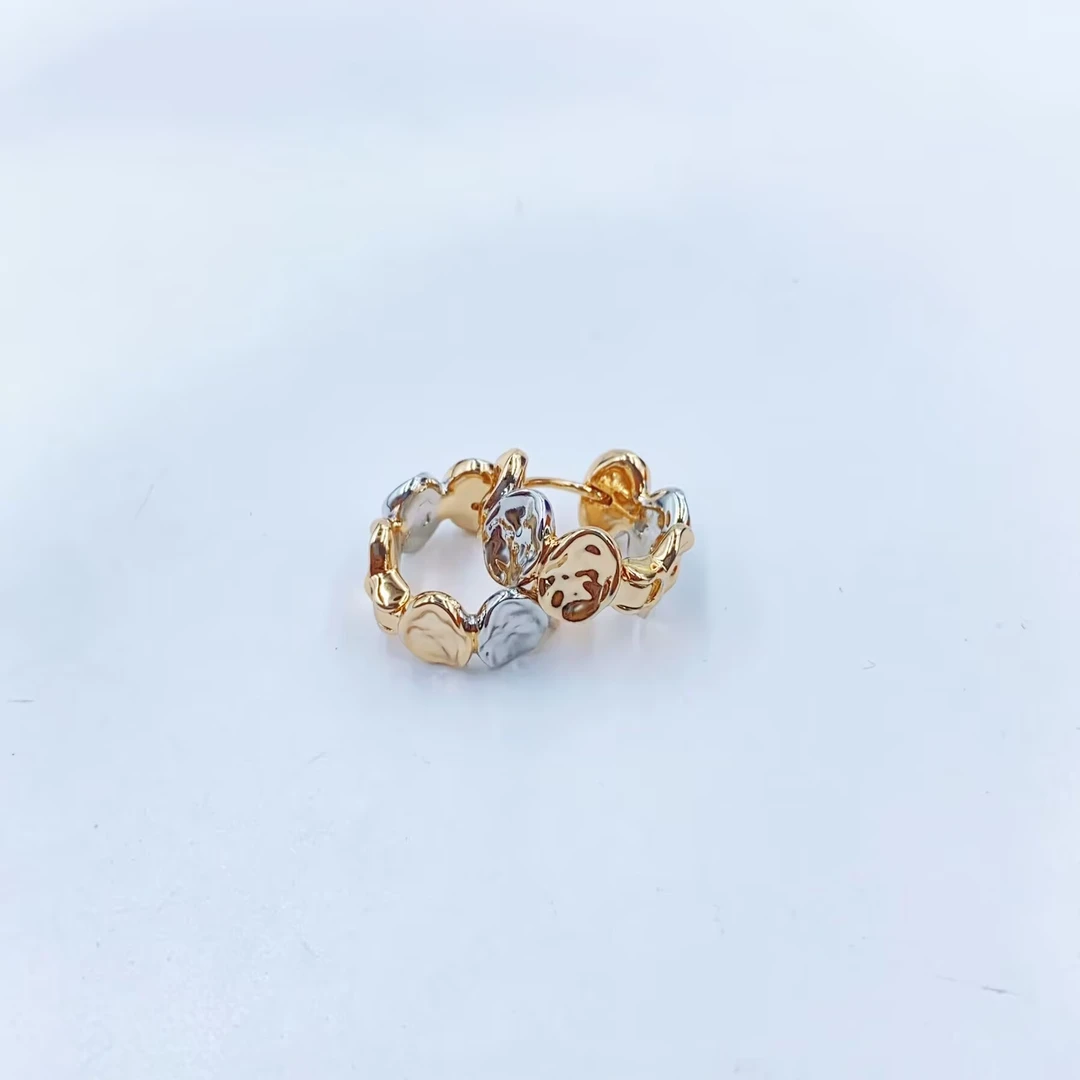 精美时尚轻奢双色椭圆耳扣多样性发货    1742