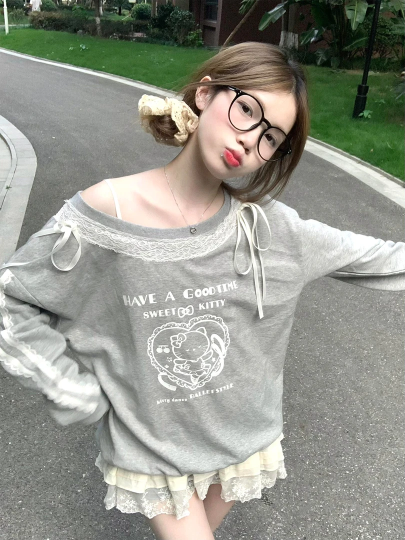 甜辣妹灰色猫咪印花蕾丝斜肩卫衣女秋冬设计感蝴蝶结露肩休闲外套