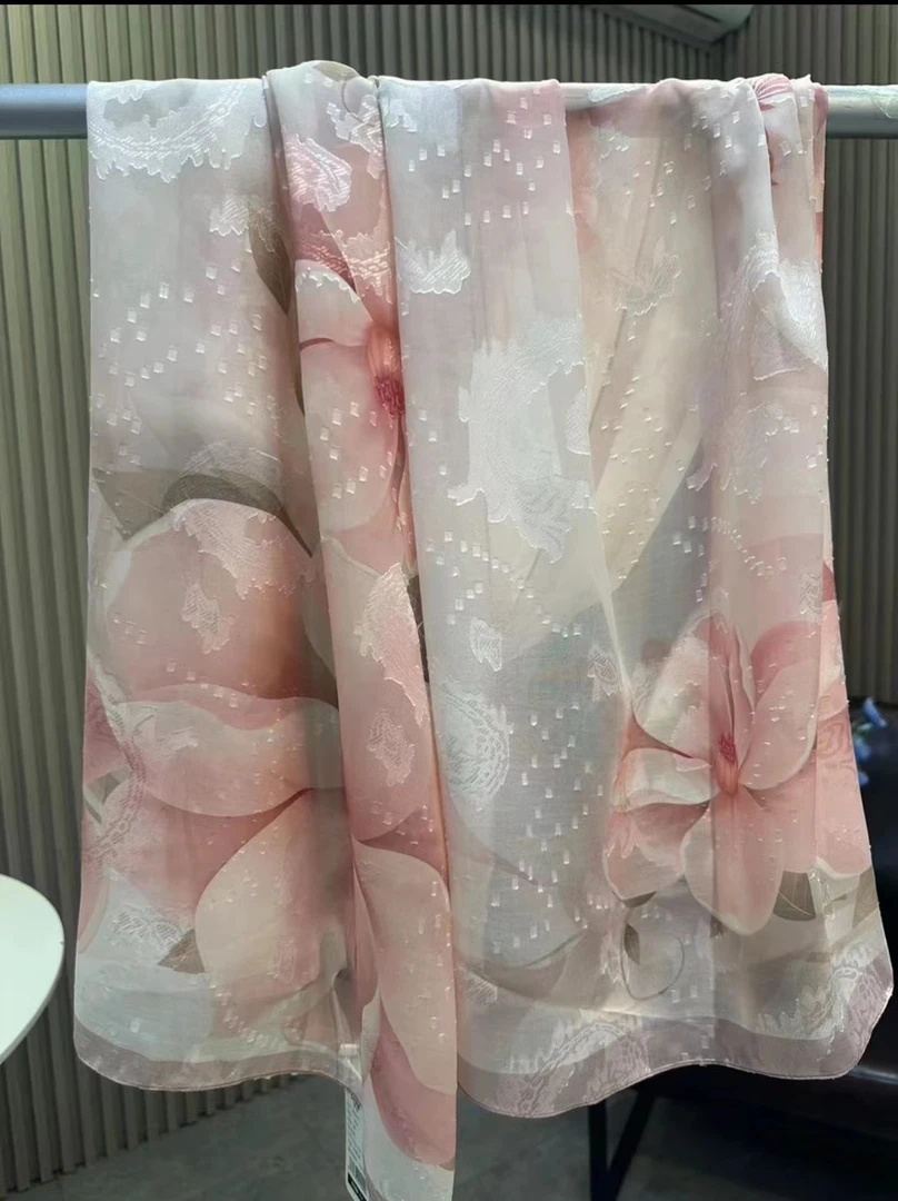 【庄周梦蝶】70*180香云百搭丝巾大气百变春秋时尚四季中式剪花