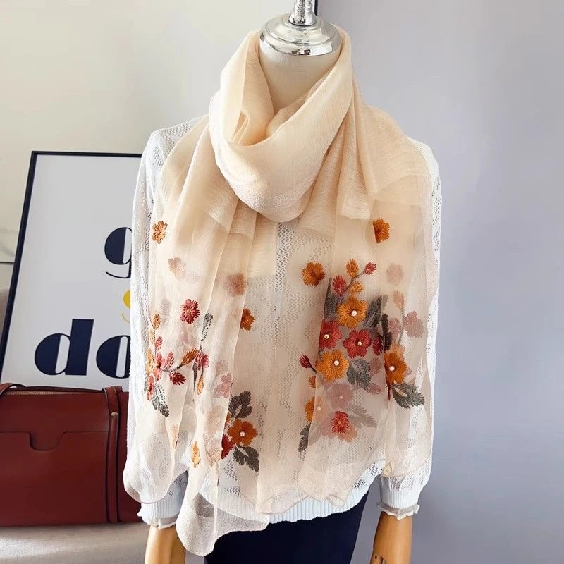 【海棠花香槟色】新款中国风手工刺绣羊毛桑蚕丝围巾披肩绣花香槟