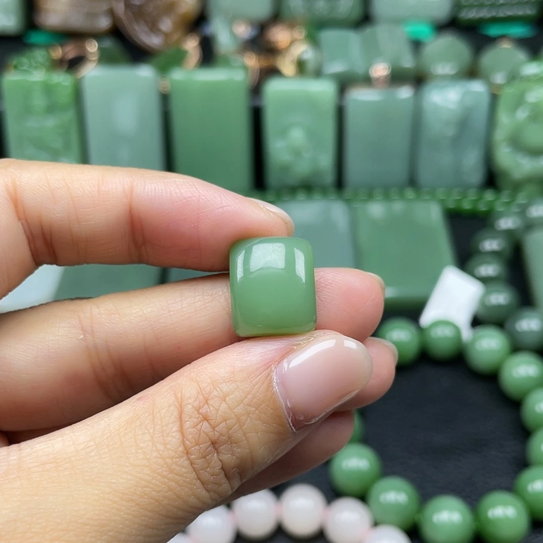 【闪购商品】和田玉挂件未镶嵌柒**～