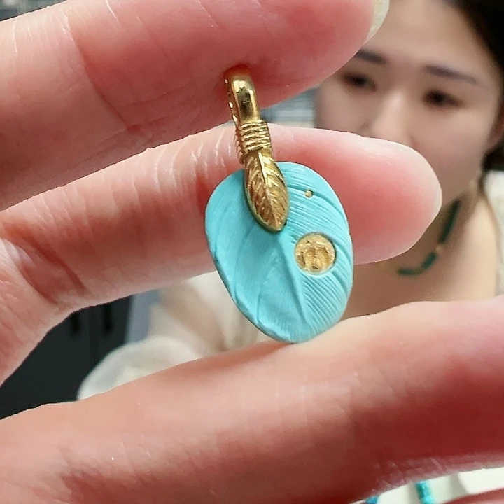 绿松石珠宝奇石18K金镶嵌