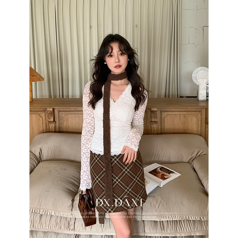 代大喜【绵绵奶杏】气质温柔百搭蕾丝女打底衫冬季新款时尚上衣小衫