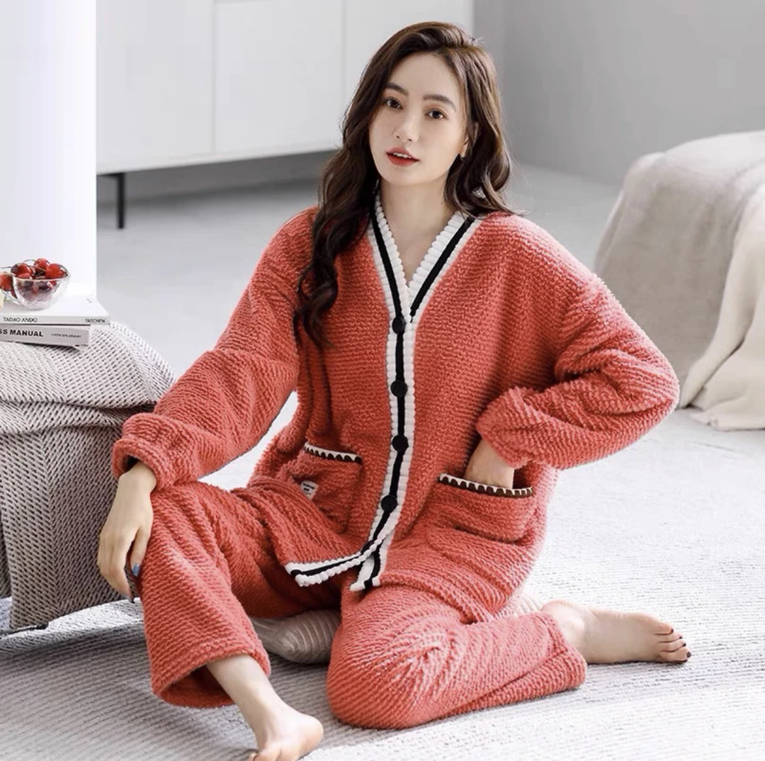 冬季2023年新款加厚雪花绒加绒保暖时尚开衫家居服（砖红色）