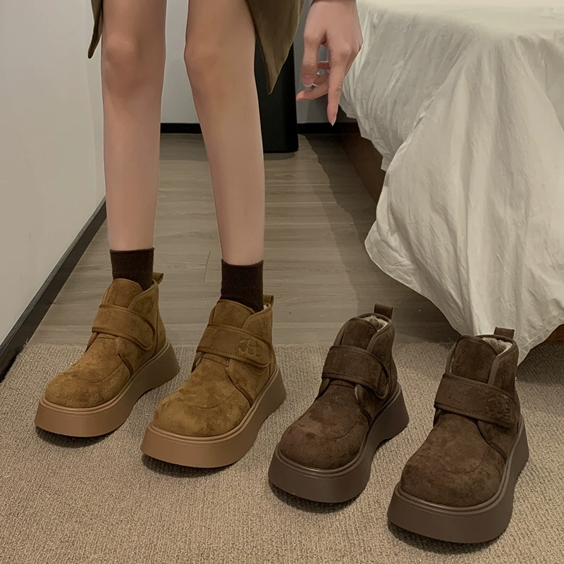 贾不假雪地靴女2024冬季新款流行复古小个子厚底增高保暖休闲棉靴