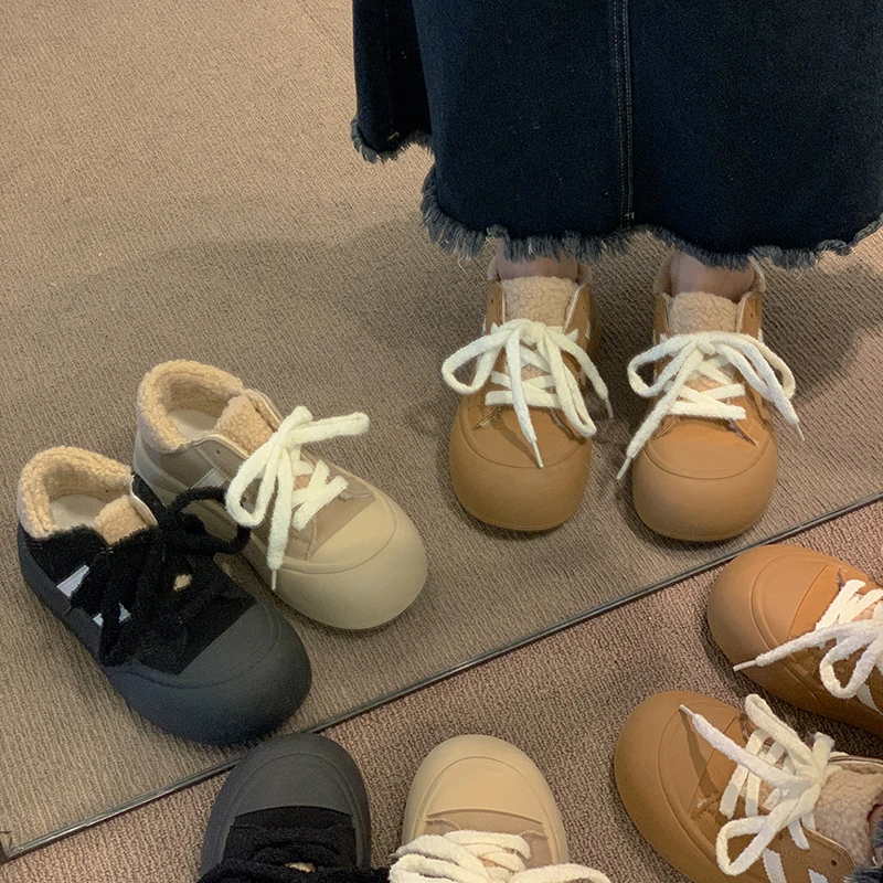 贾不假女式休闲鞋2024冬季新款潮流复古时尚学生厚底轻便保暖板鞋