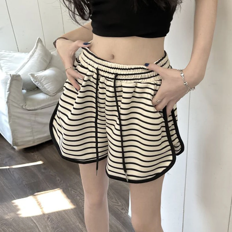 休闲运动短裤女夏季韩版2023新款高腰显瘦条纹松紧腰百搭外穿热裤