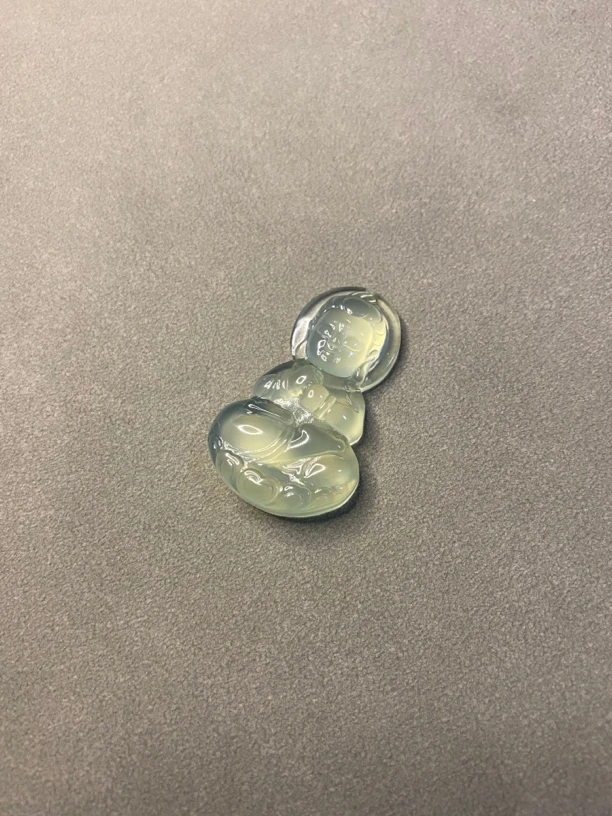 精美岫玉手工雕刻宝宝佛