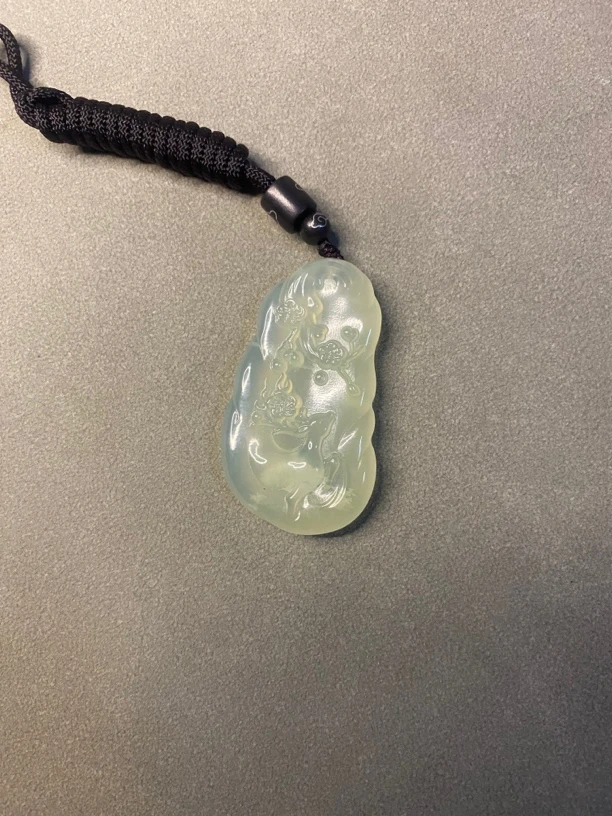 精美岫玉梅花小鹿