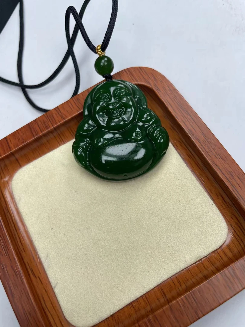 A370菠菜绿吊坠时尚百搭男女款多样发货其一