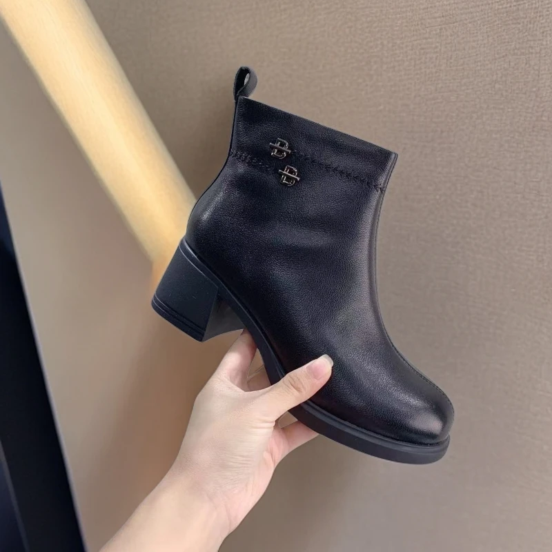 9928-A5-厚绒新款靴子女粗跟小短靴欧货时尚马丁靴女款英伦风