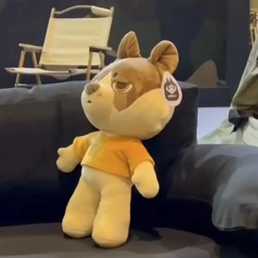 沃尔夫品牌周边毛绒公仔