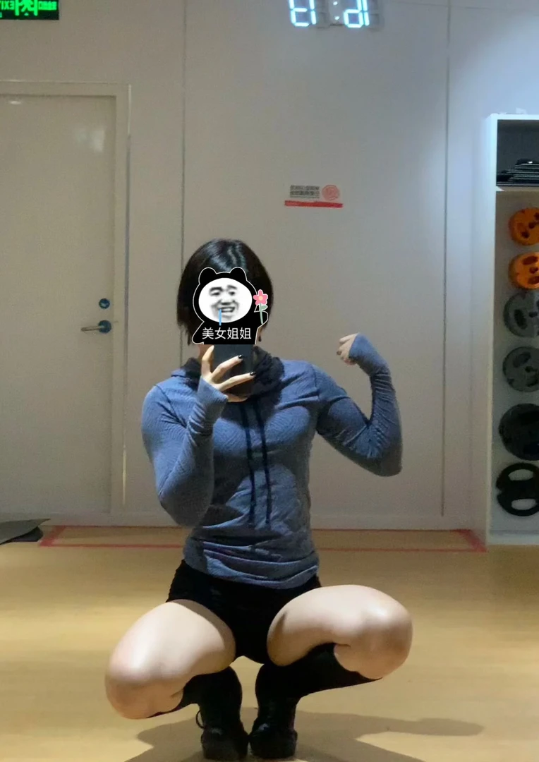 【连帽罩衫】外贸Y单运动健身服百搭显瘦修身