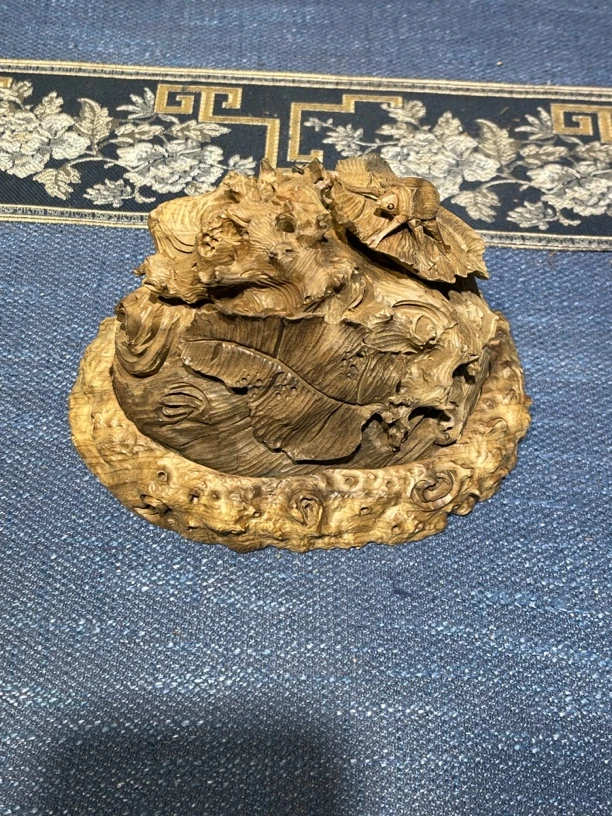 金丝楠乌木手工雕刻香炉摆件