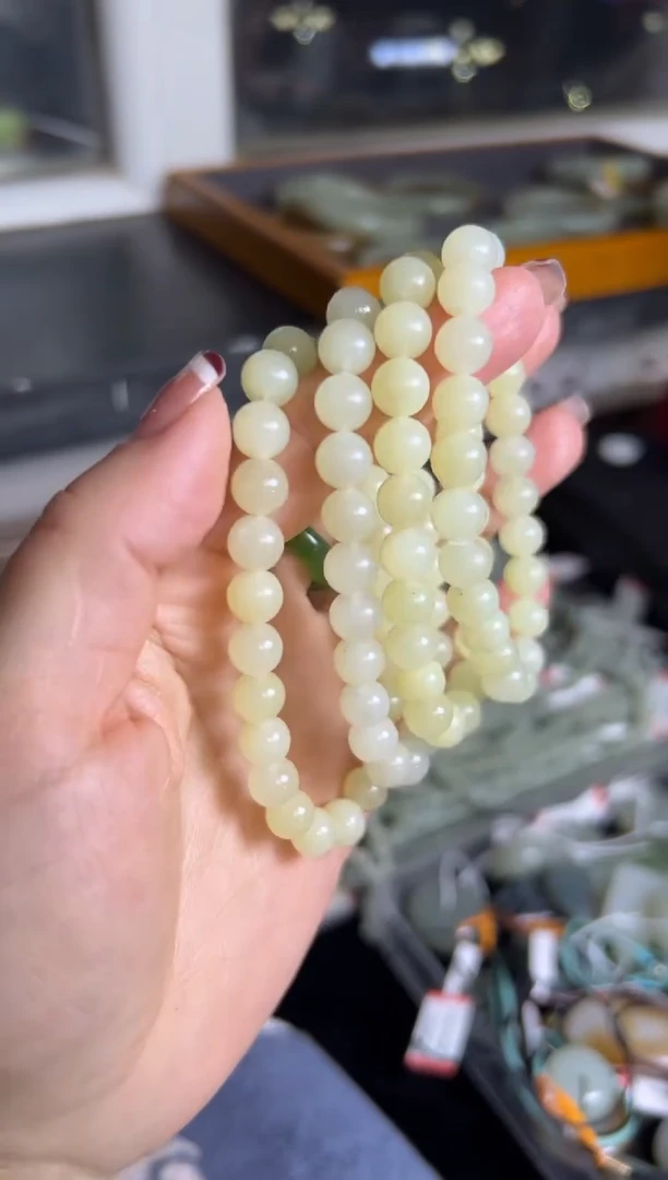 【闪购商品】和田玉手串未镶嵌且末料卡8