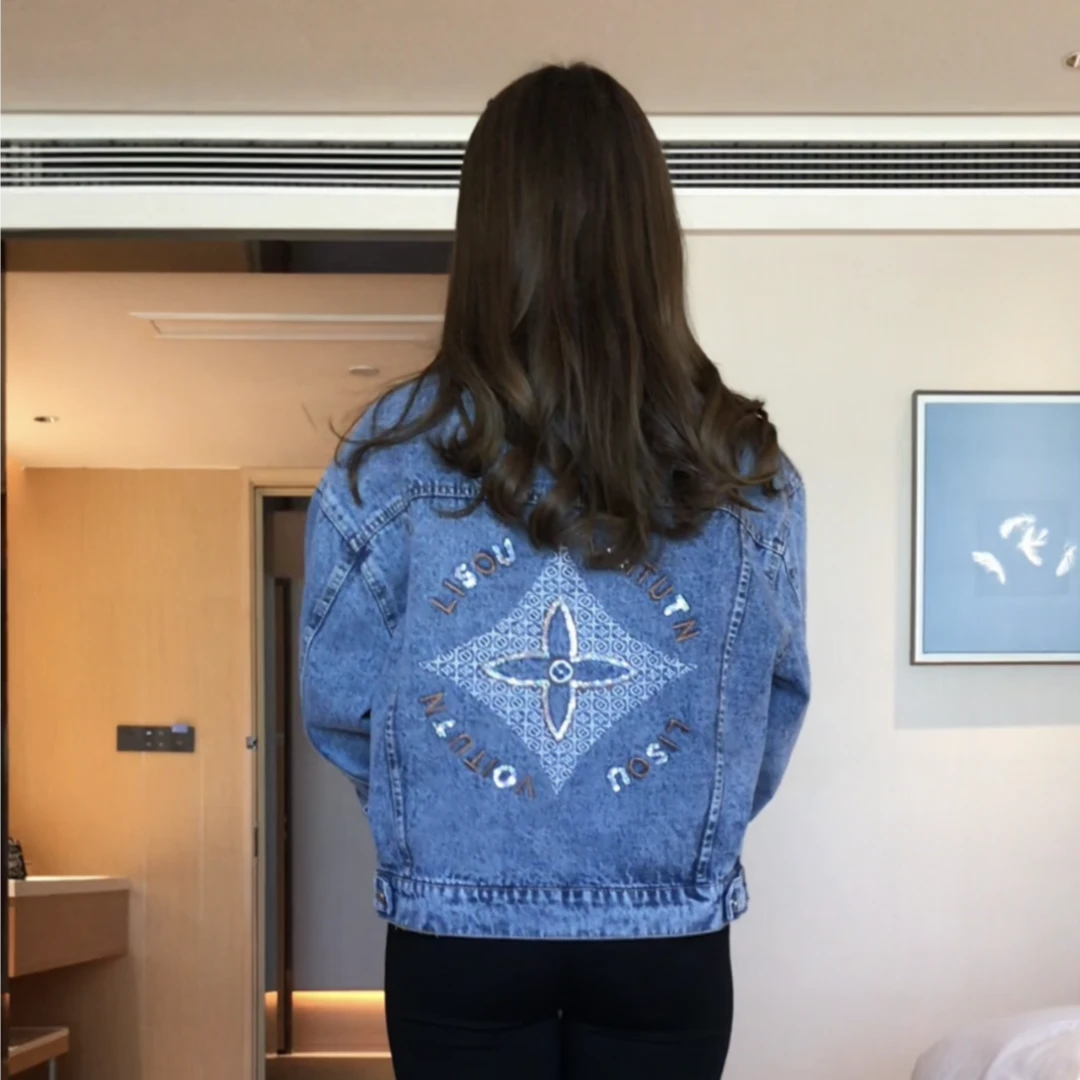 牛仔外套气质韩版短外套上衣百搭重工刺绣保暖水洗牛仔