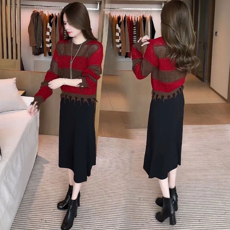 2025时尚连衣裙女秋冬新款洋气显瘦条纹毛针织衫吊带裙两件套装裙