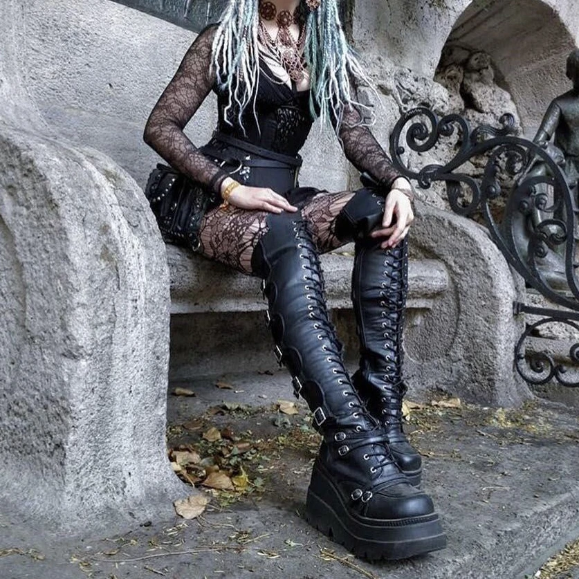 2025潮秋冬款暗黑过膝超长骑士靴坡跟厚底松糕鞋朋克辣妹系带绑带