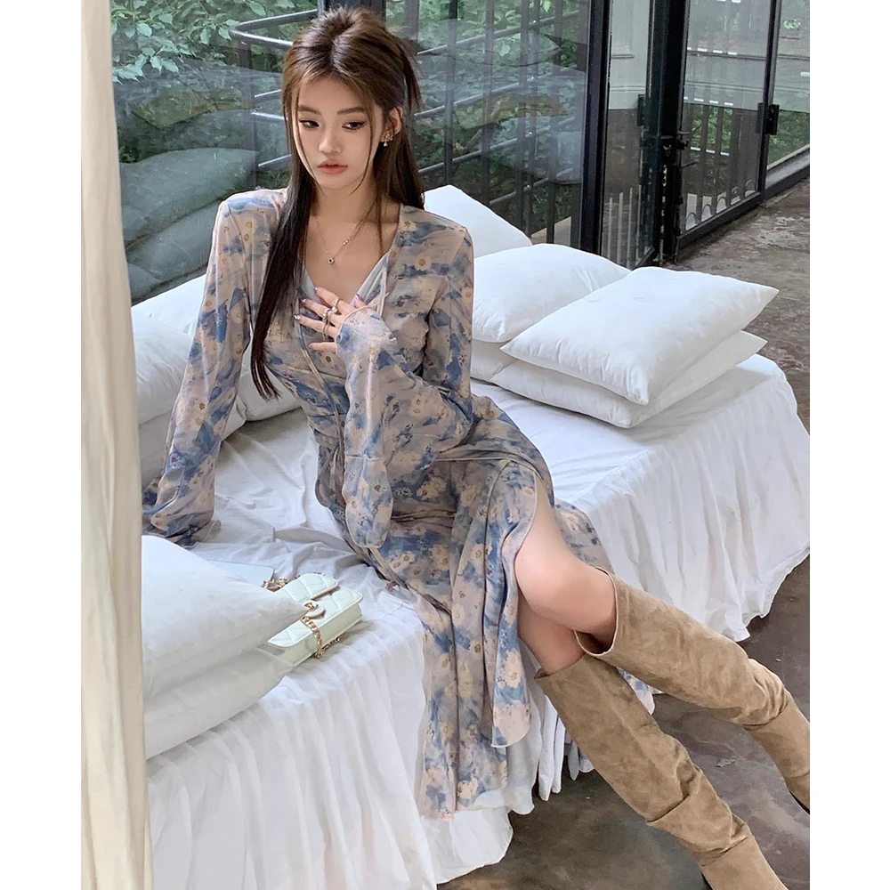 夏喇叭袖碎花连衣裙子女收腰法式复古长裙
