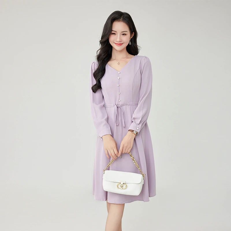 奢姿2025年春装新款大码女装减龄绑带V领连衣裙胖妹妹时尚裙子