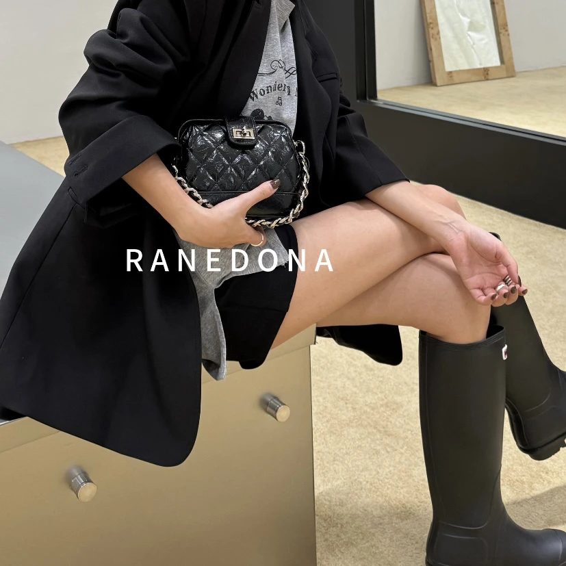 2024秋冬新款上新 经典香风菱格绣线链条斜挎包手机包82266-1