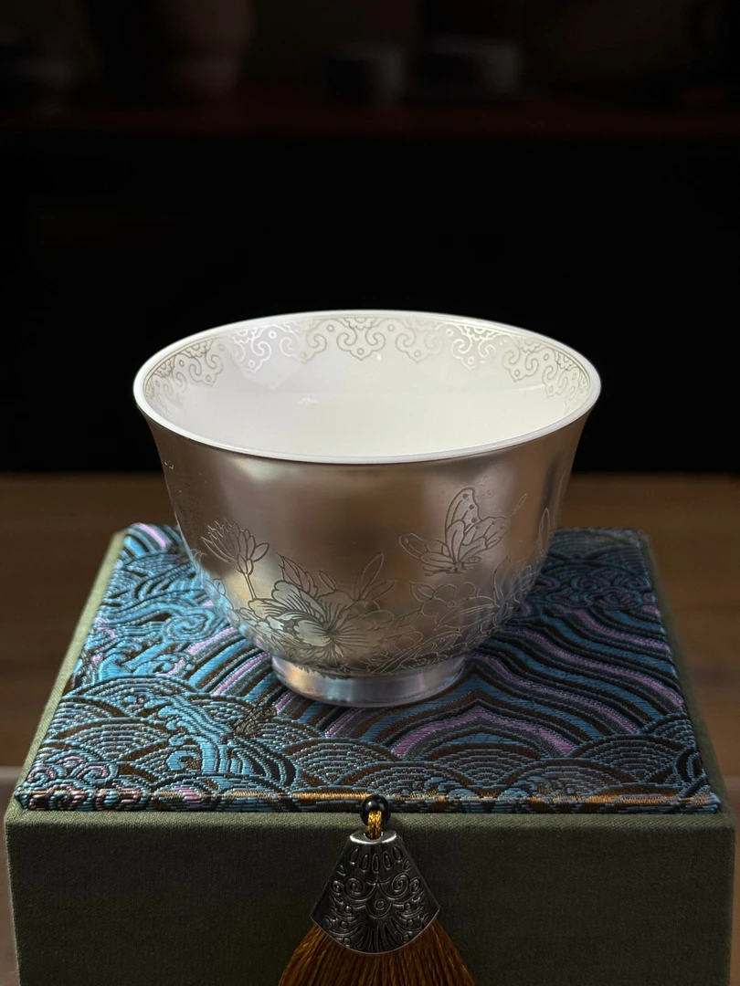 郑文强剃银蝶恋花主人杯Y48