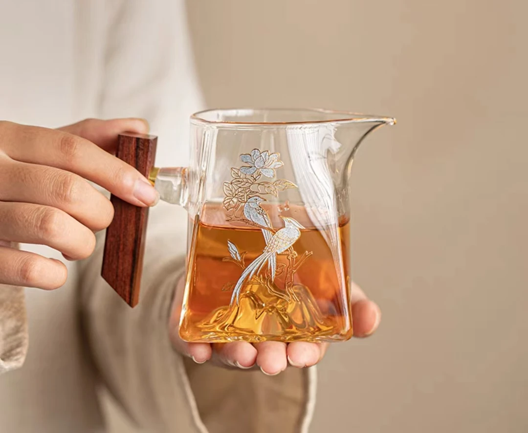 喜上眉肖玻璃木把公道分茶器@F21