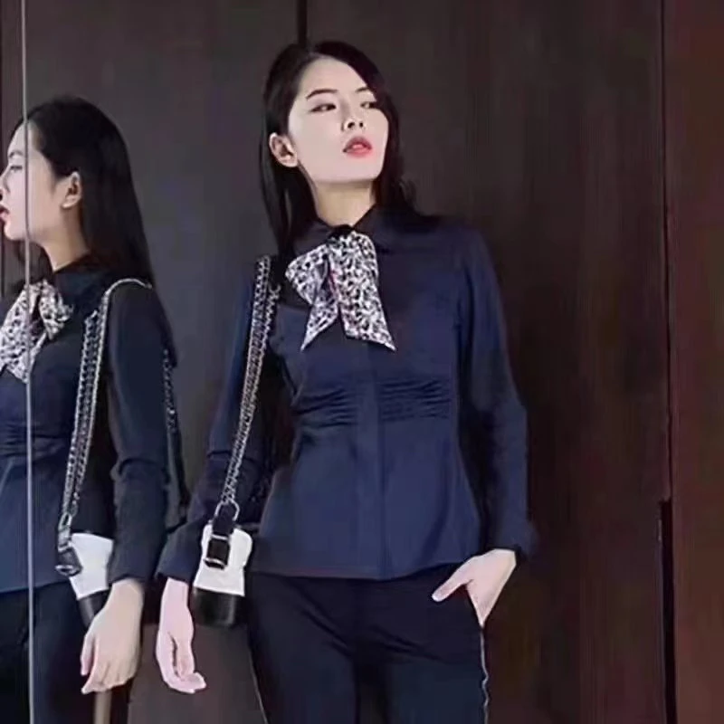 1300137哥家藏蓝色简约修身衬衫（No退No换）