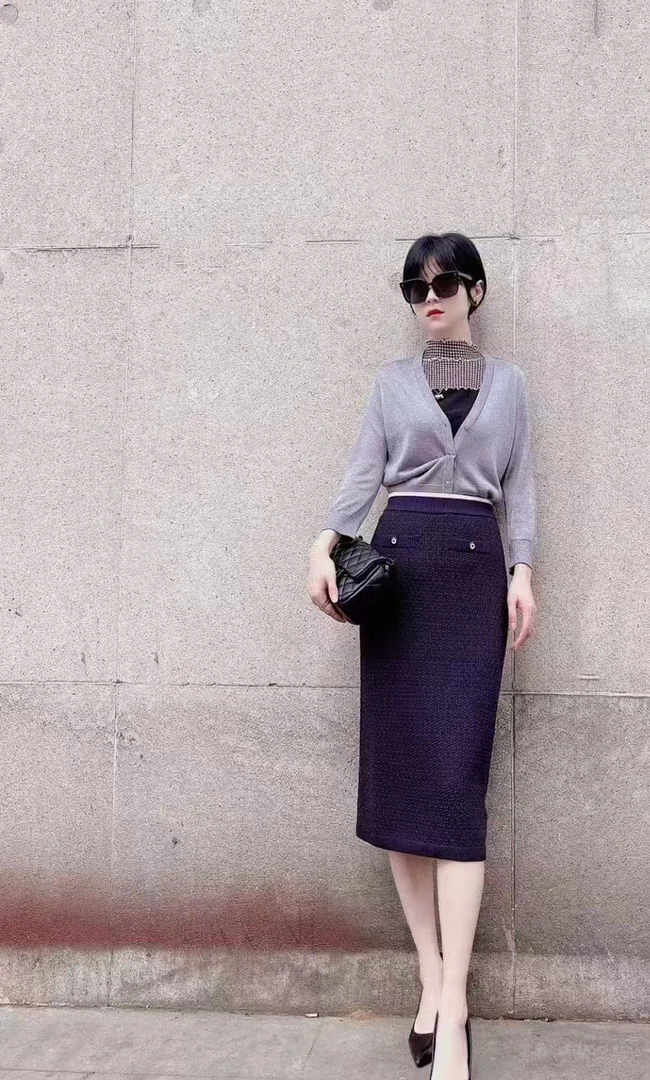 1299009哥家藏蓝色小香半裙（No退No换）