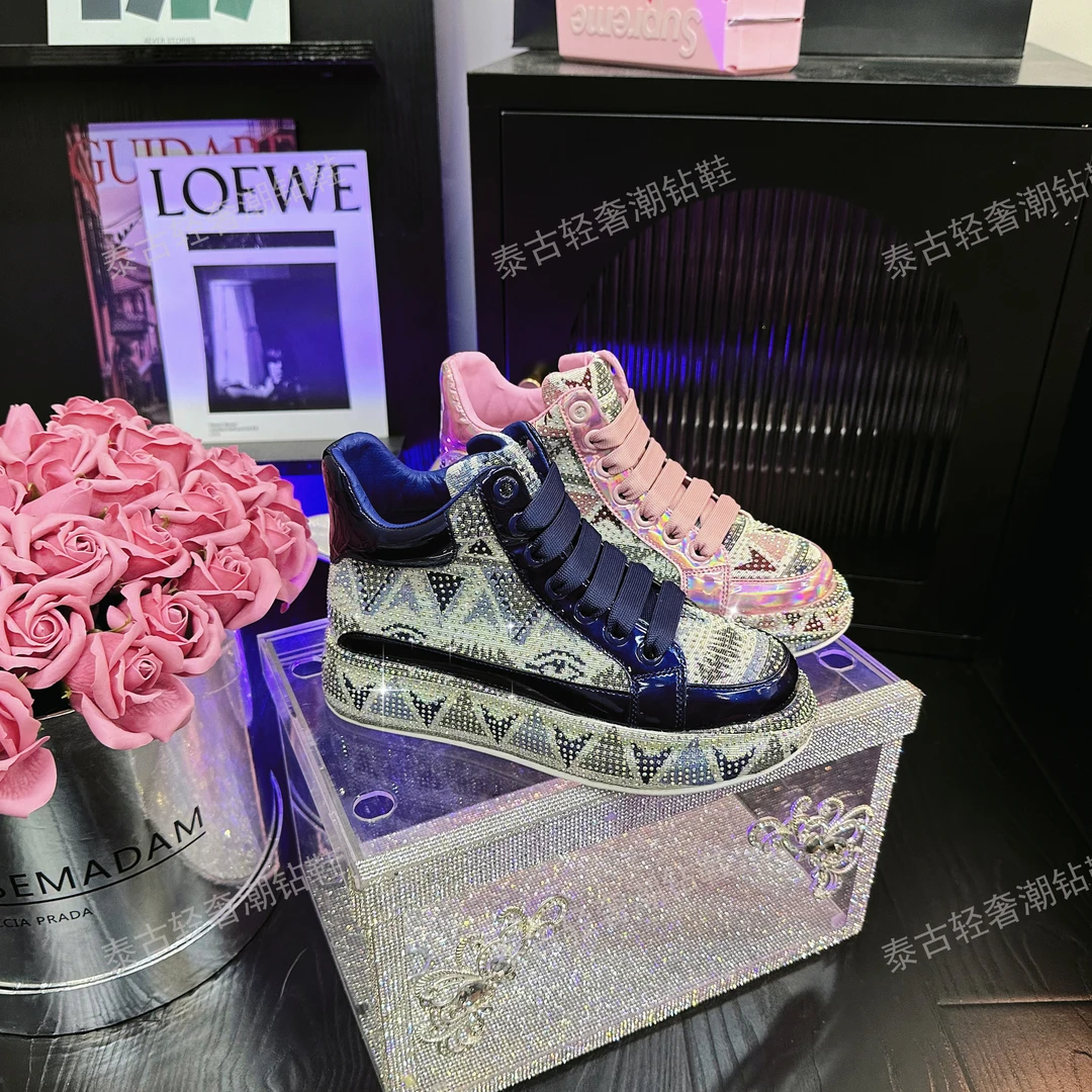 泰古·珂儿【断码清货】德训休闲鞋博肯松糕鞋百搭高帮时尚满钻轻奢