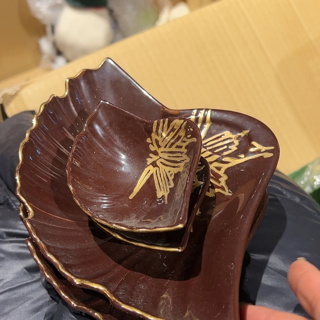 【闪购商品】骨瓷摆件眼*白