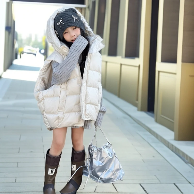 韩版女大童羽绒马甲洋气2024炸街女童白鸭绒连帽马夹男童中小童潮