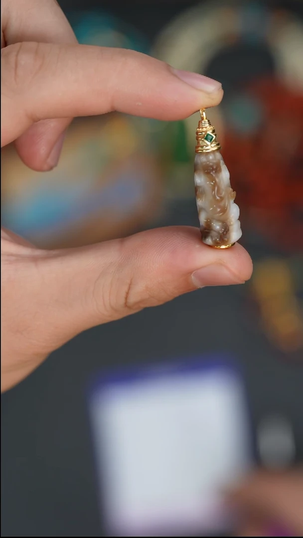 【闪购商品】玛瑙/玉髓吊坠未镶嵌玛瑙吊坠