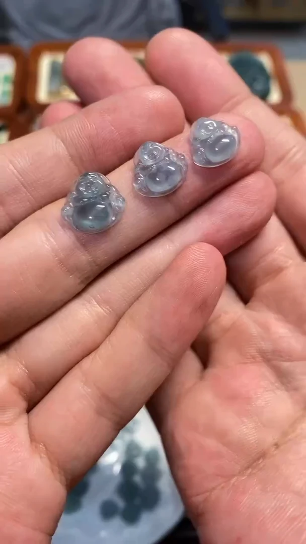 【闪购商品】翡翠颈饰未镶嵌18多样性发一件