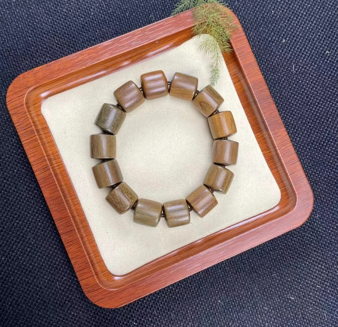 阿根廷绿檀直切桶珠1.5油性好密度大文玩手串