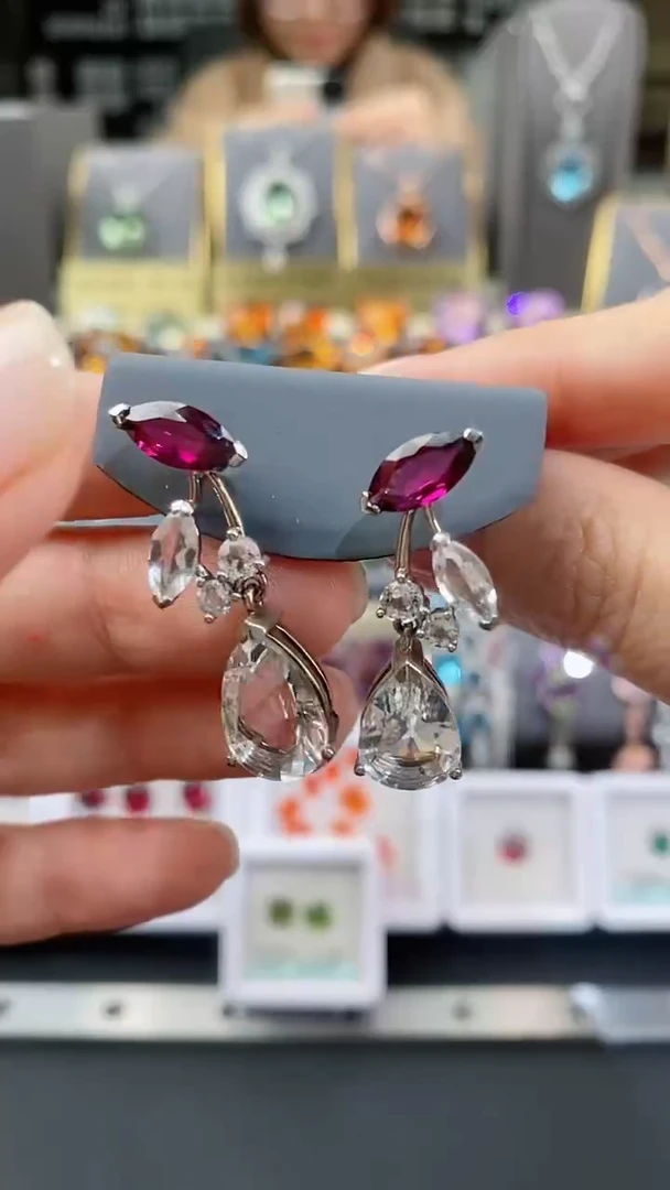 【闪购商品】水晶耳钉银S925镶嵌水晶耳钉