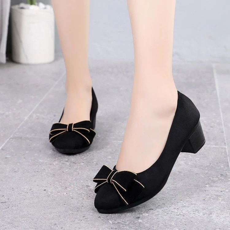 春秋老北京布鞋高跟鞋女鞋酒店服务员鞋子时装一脚蹬女鞋妈妈鞋