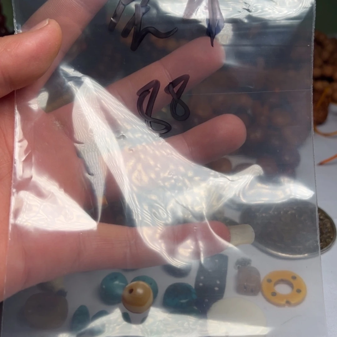 【闪购商品】琉璃颈饰