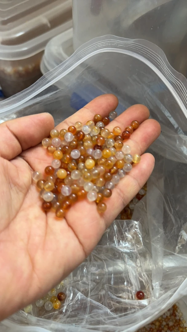 天然北红玛瑙6号珠子100粒