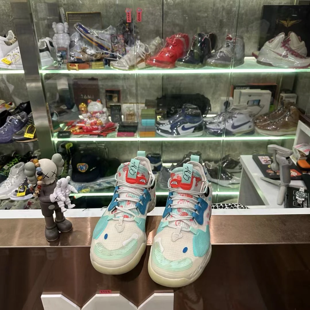 哈登5米白蓝配色篮球鞋/42码/已鉴定洗护/市场价1399/售价499