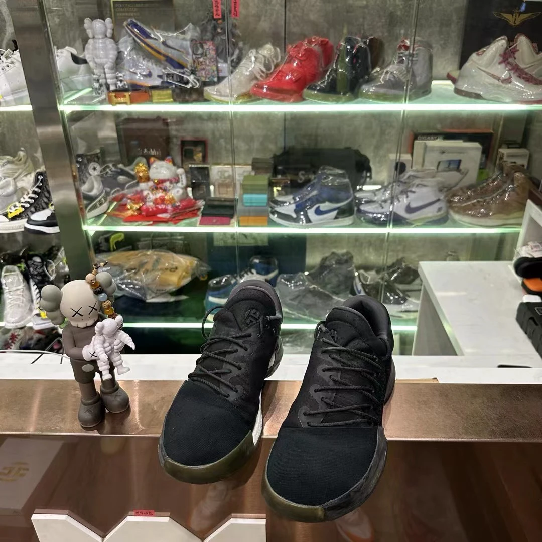 哈登1纯黑篮球鞋/43码/原盒/已鉴定洗护/市场价1599/售价799