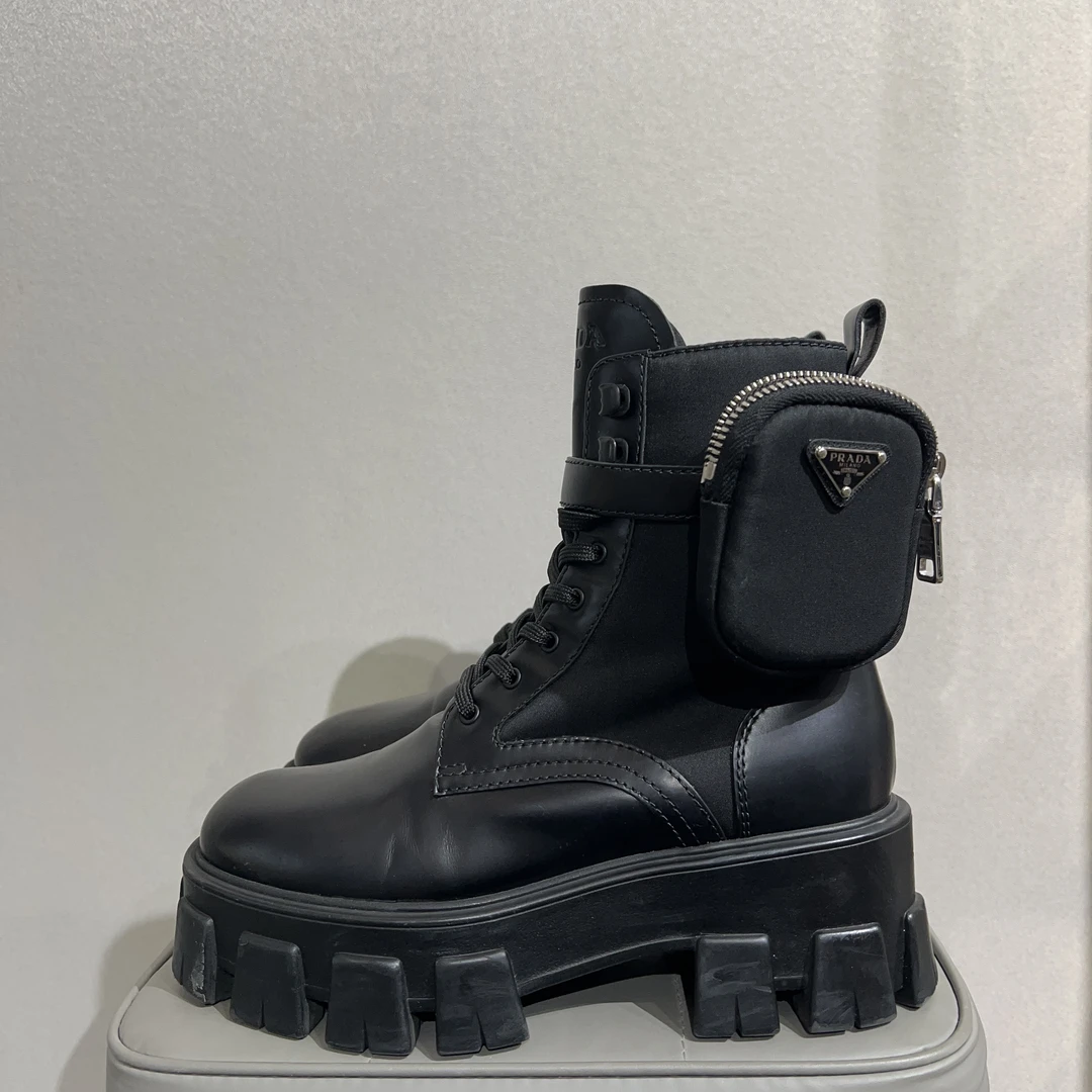 prada战术马丁靴/37码/已洗护鉴定/售价4599秒