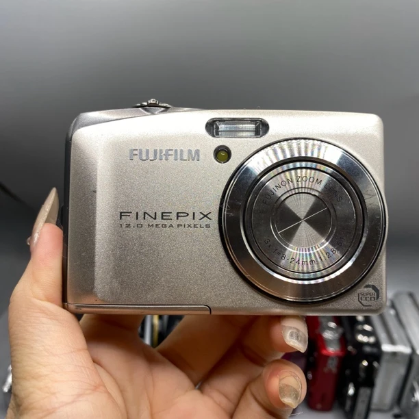 9新 Fujifilm/富士 （福利特价）F60 1200万像素3倍光学变焦