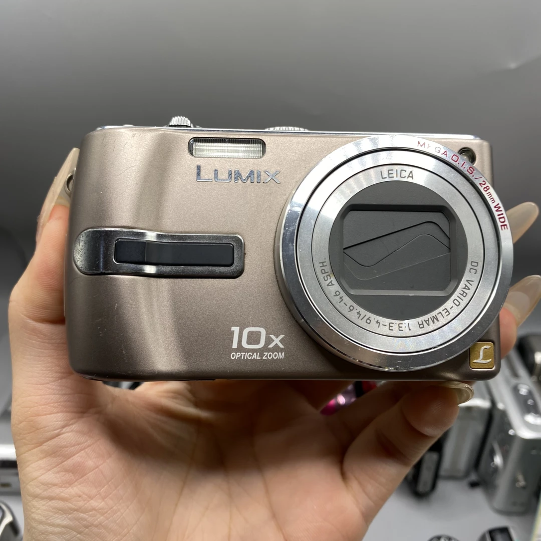 9新 Panasonic/松下 Tz3 720万像素 10倍光学变焦