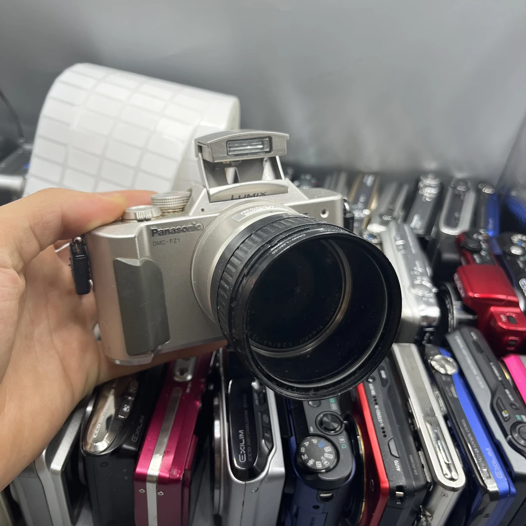 90新 Panasonic/松下 fz1   复古老长焦！功能正常 （自备充电器）